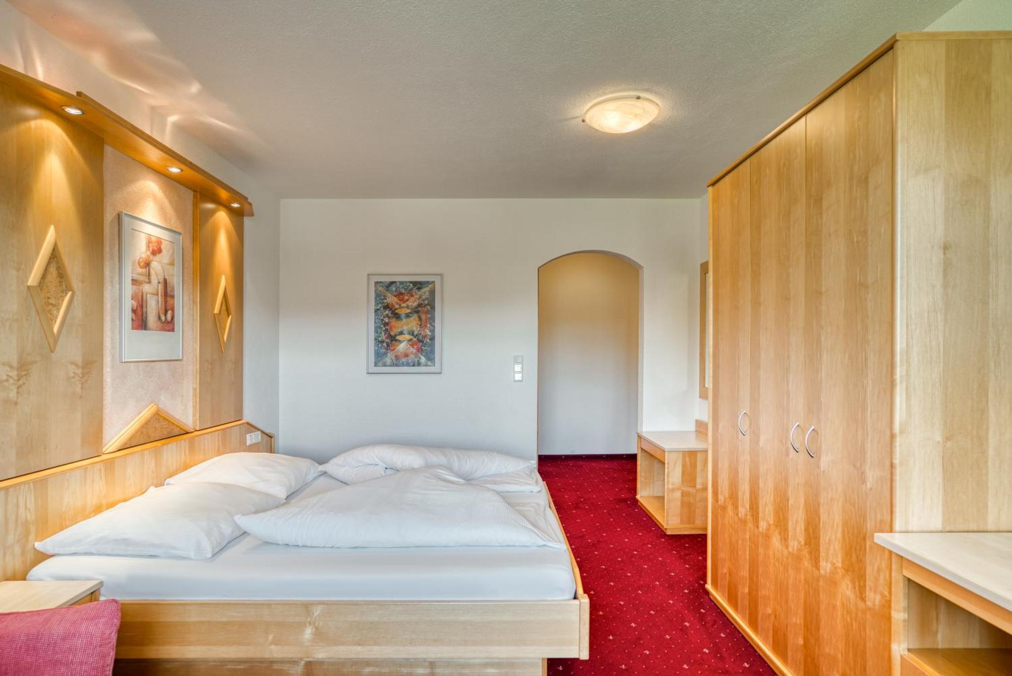 Hotel Alpen-Royal Jerzens Eksteriør billede