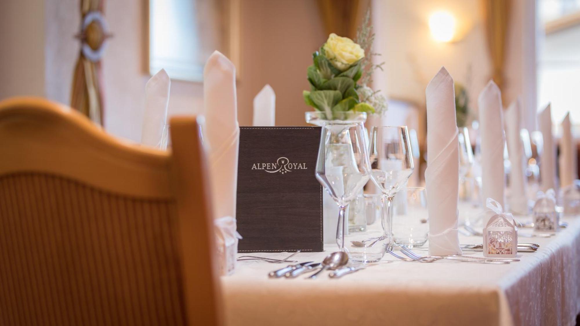 Hotel Alpen-Royal Jerzens Eksteriør billede