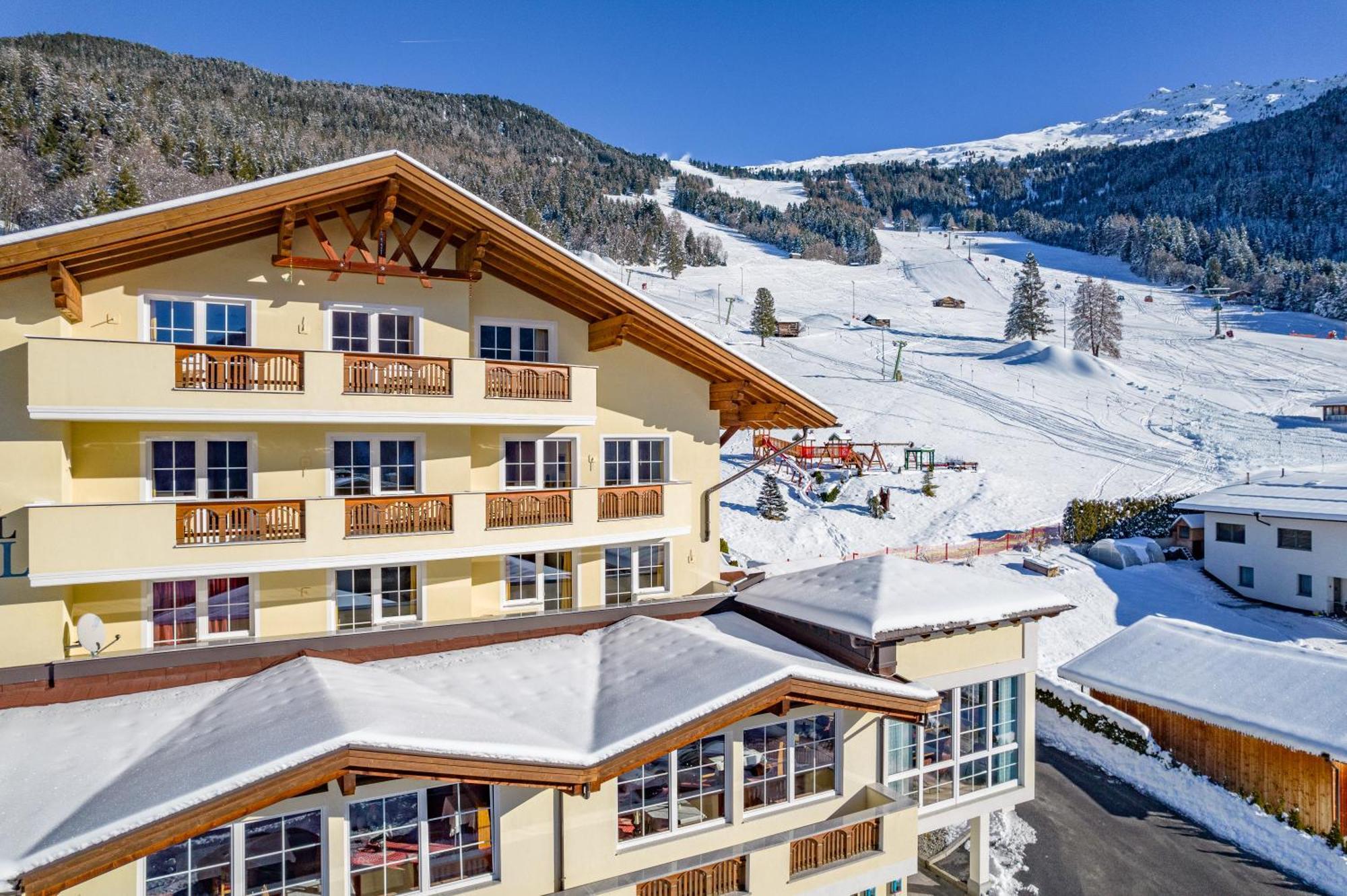 Hotel Alpen-Royal Jerzens Eksteriør billede
